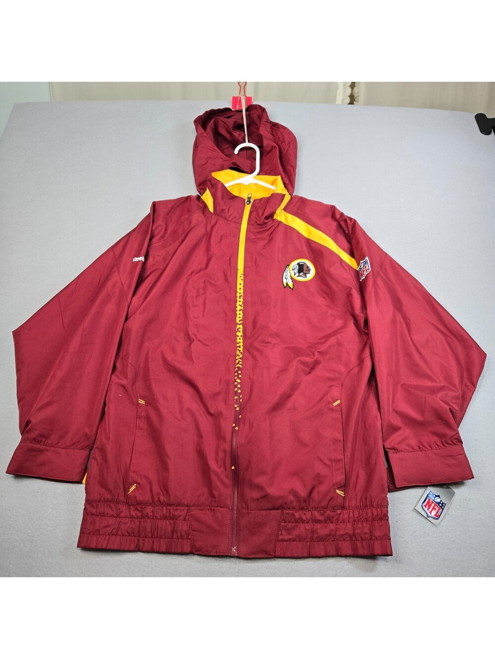 Washington REDSKINS NFL On Field 14/16 Full Zip Nylon Jacket Windbreaker vtg